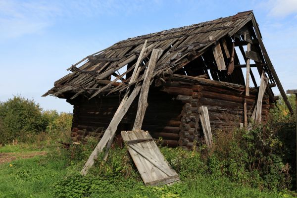 Pole Barn Demolition in Bronx